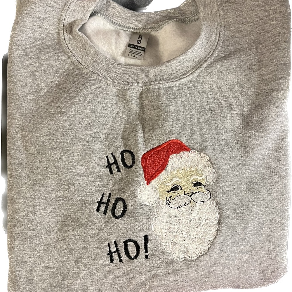 NEW Embroidered Santa Sweatshirt - Picture 1 of 2